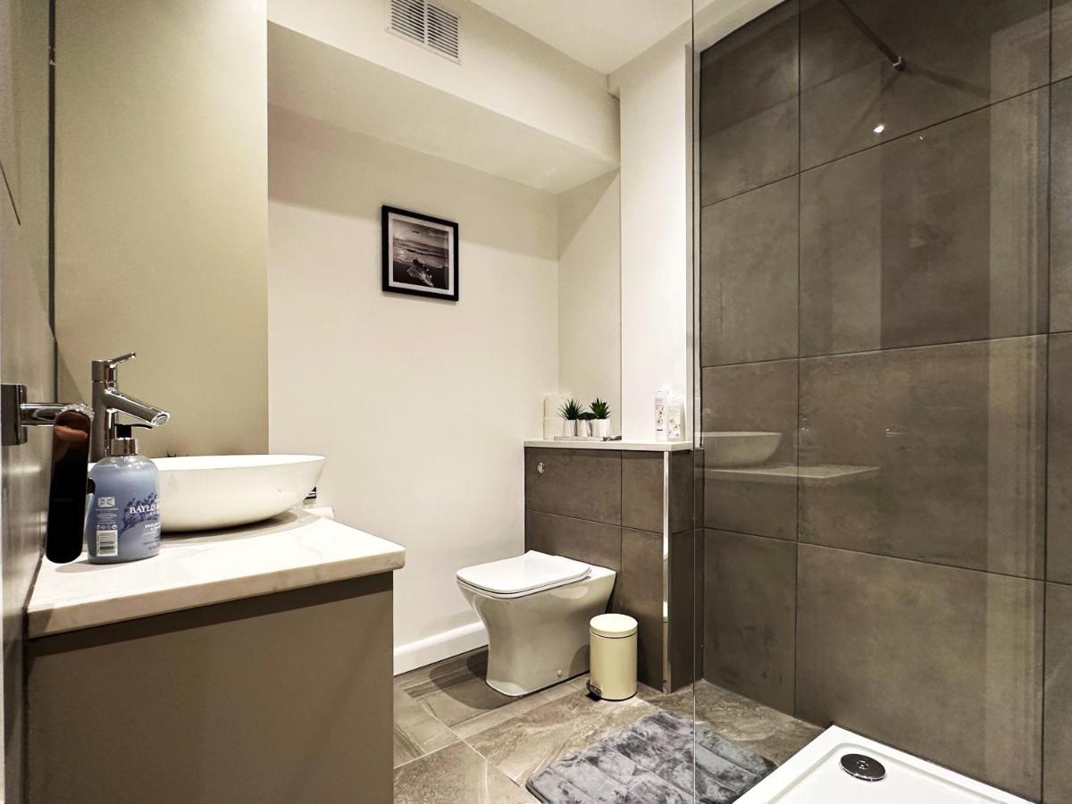 Liam Place Near Hyde Park - 1 Double Bed, 1 Sofa Bed, Spacious Apartment, Private Entrance 伦敦 外观 照片