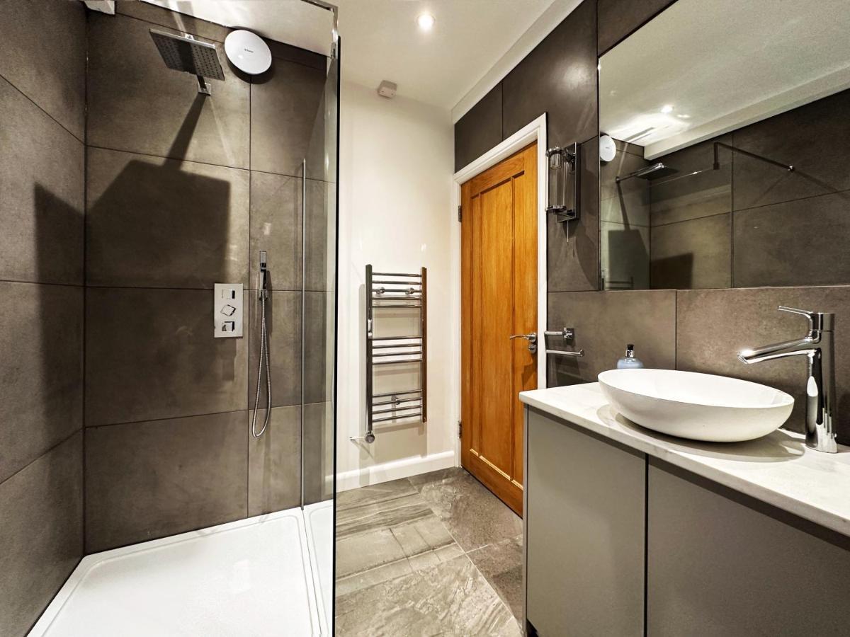 Liam Place Near Hyde Park - 1 Double Bed, 1 Sofa Bed, Spacious Apartment, Private Entrance 伦敦 外观 照片